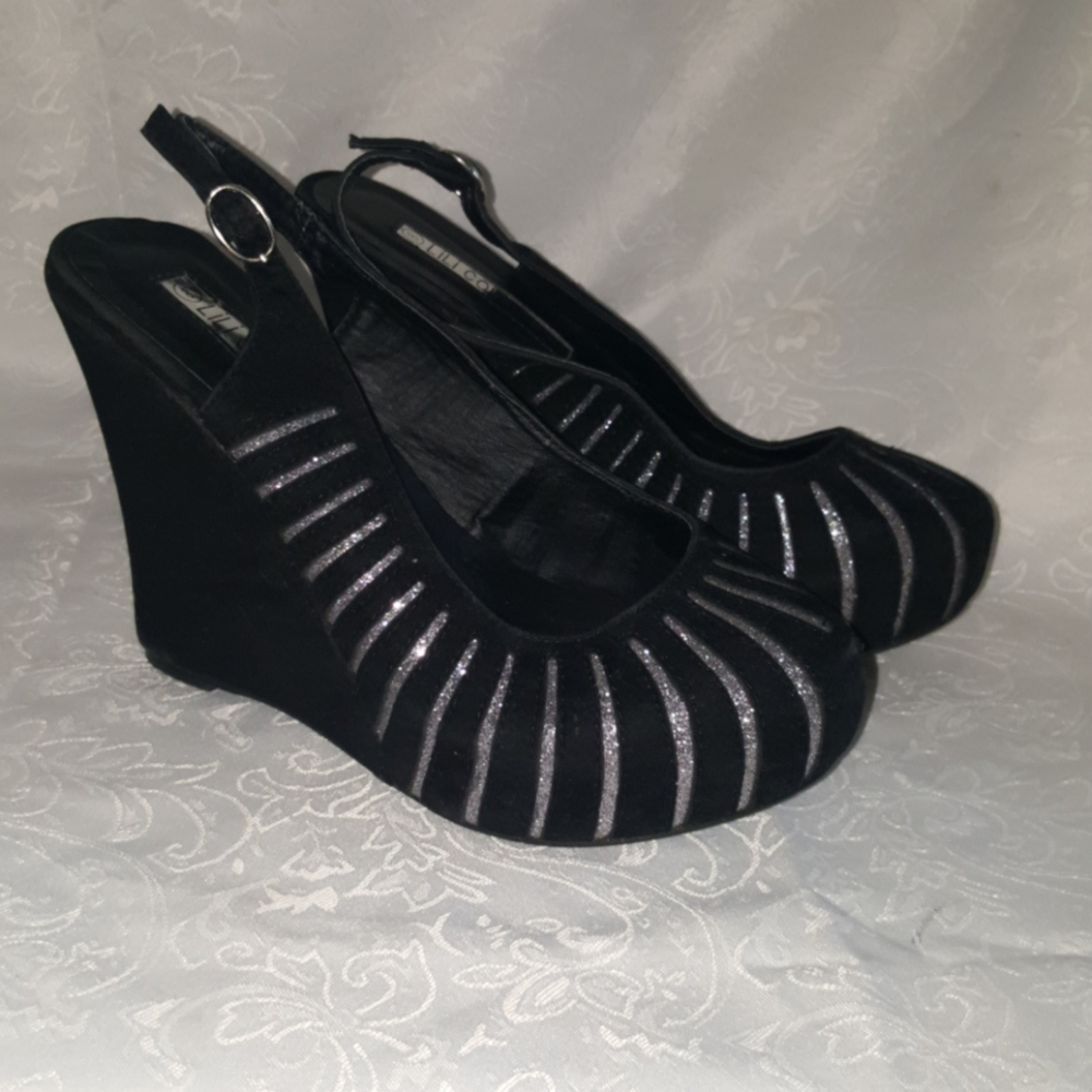 LiLi Collection, Black Suede with Silver Strips 8